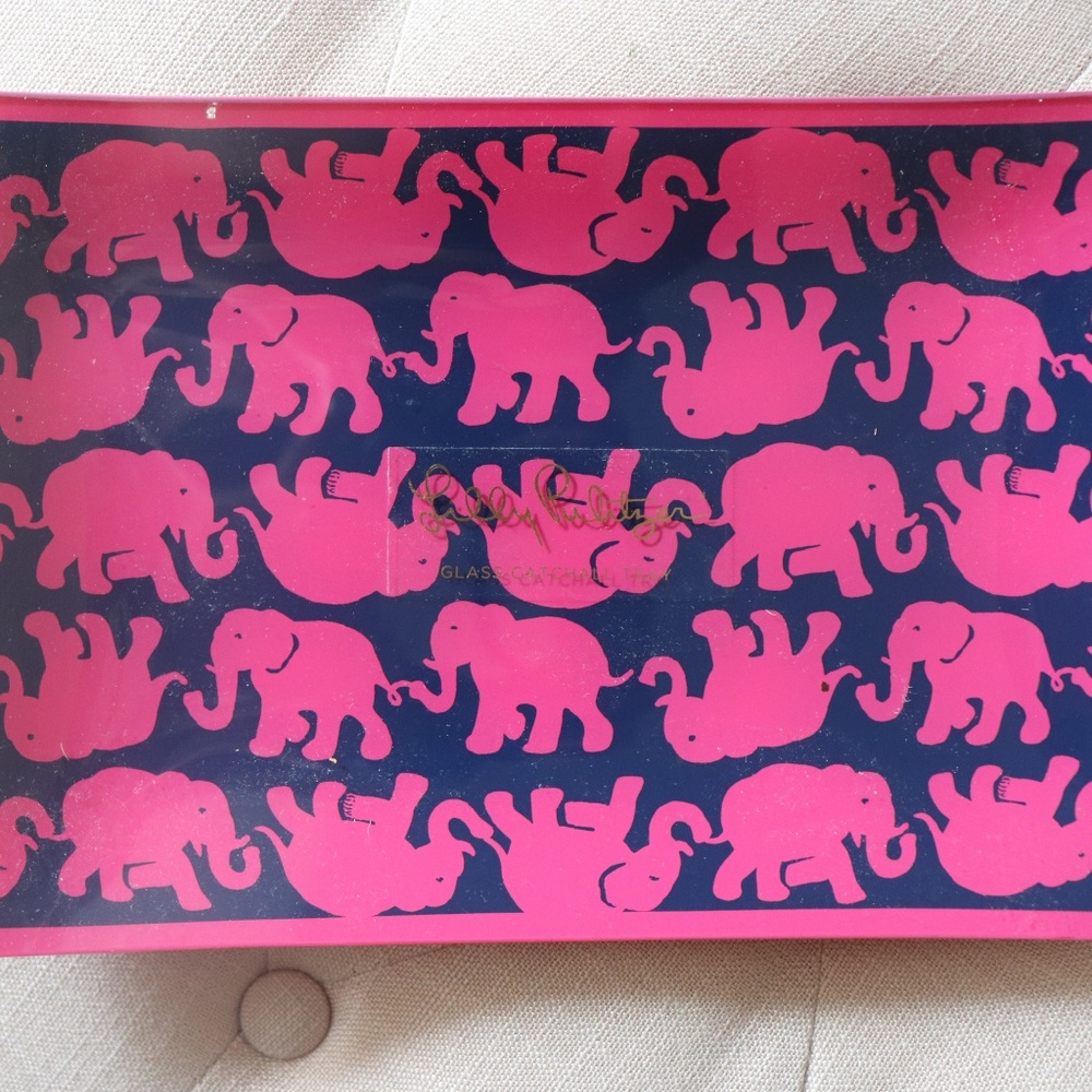 Lilly Pulitzer Glass Elephant Tray - New in Box - Picture 2 of 3